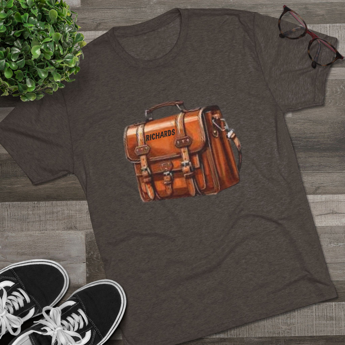 SATCHEL OF RICHARDS
