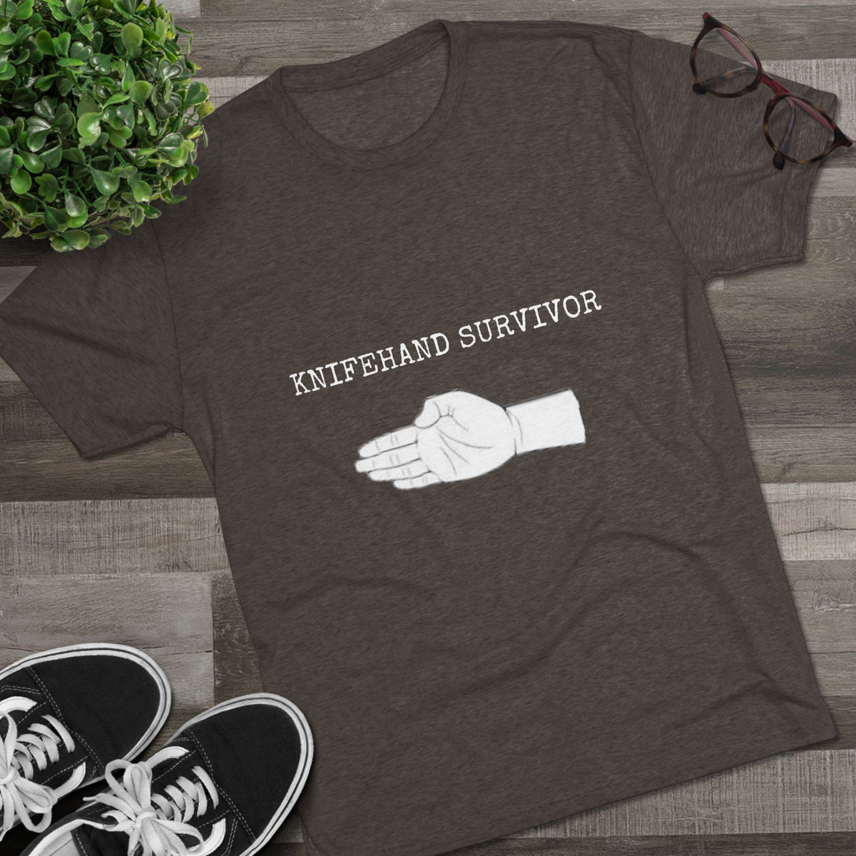 KNIFEHAND