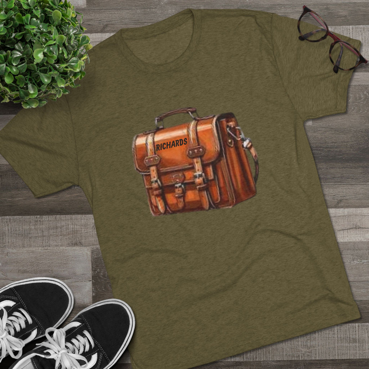 SATCHEL OF RICHARDS