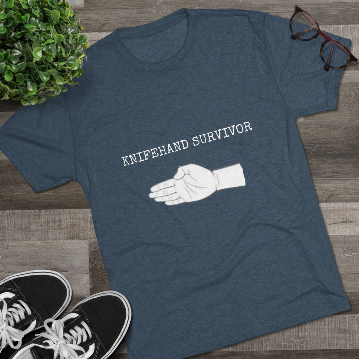 KNIFEHAND